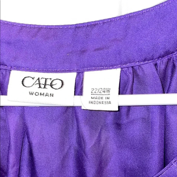 🛑SOLD🛑 Cato Purple Knee-Length Ruched Dress with 3/4 Bishop Sleeves - Picture 5 of 5